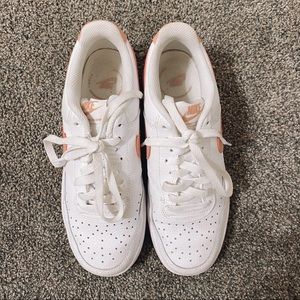 NIKE AF1 Pink Edition